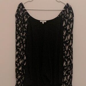 Maurices plus size floral sleeve sweetheart neck blouse, size 1X